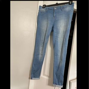 CELEBRITY PINK Mid-rise ankle skinny jeans 👖